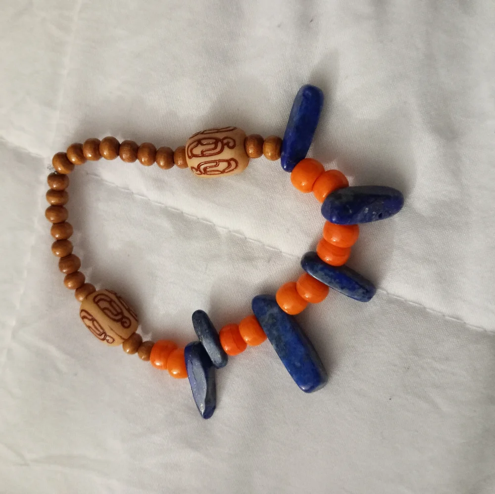 HAND CRAFTED Lapis lazuli gemstone aromatherapy diffuser beaded bracelet